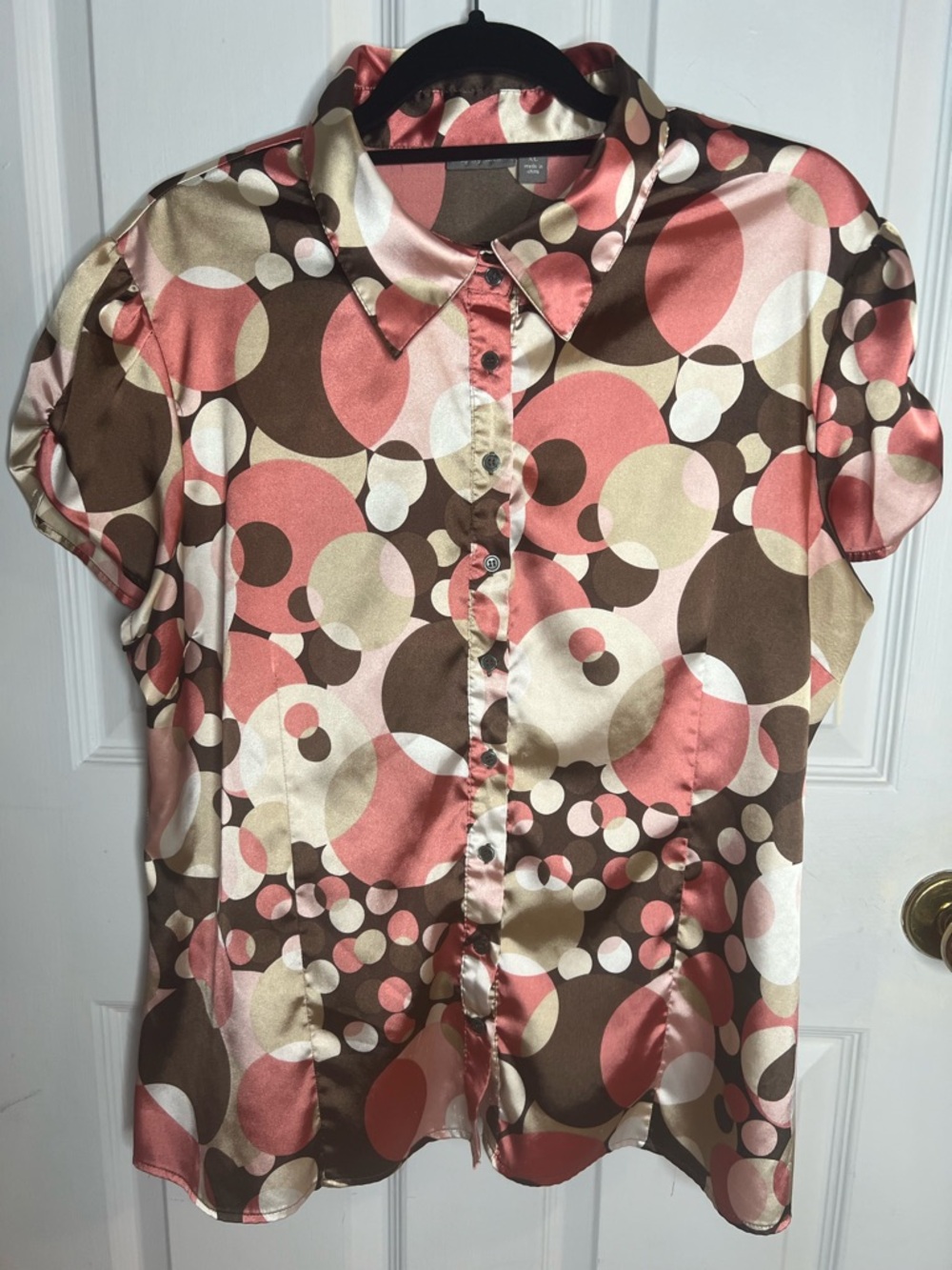 Apt. 9 Coral, Brown & Cream Circular Print Blouse